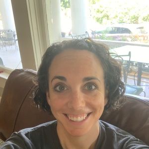 Meet your Posher, Rebekah